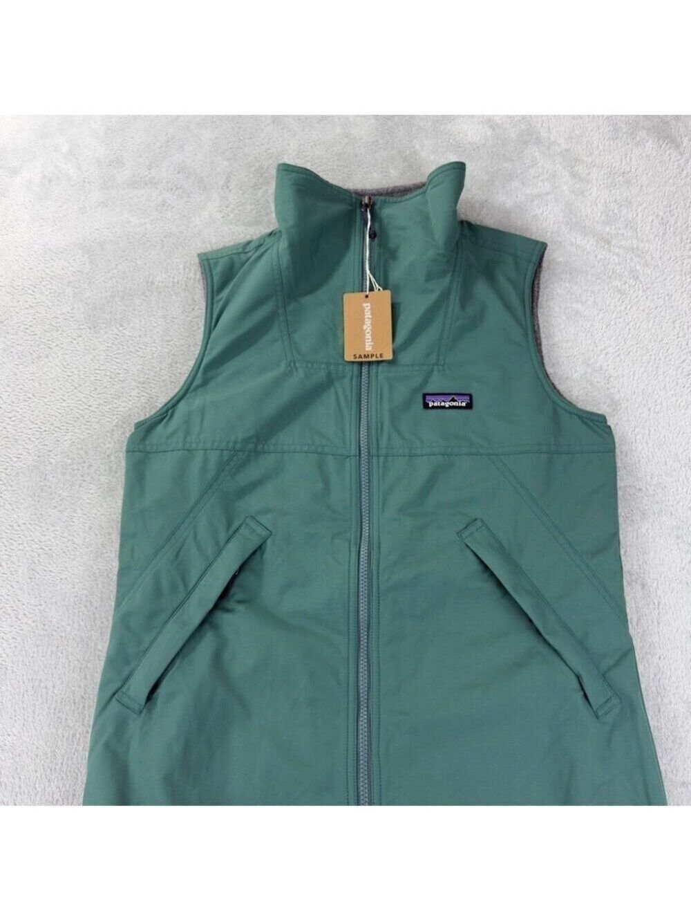 Patagonia Women's Vest Small Synchilla Reversible - Picture 13 of 15